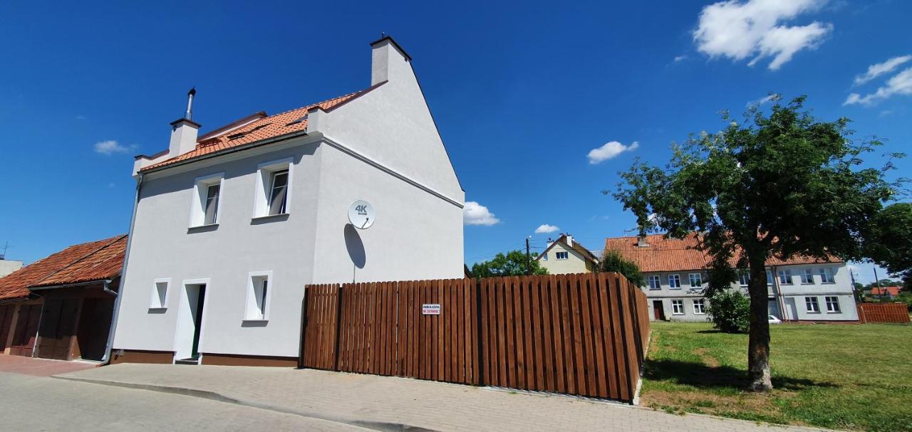 Villa Dom W Miescie Reszel Esterno foto